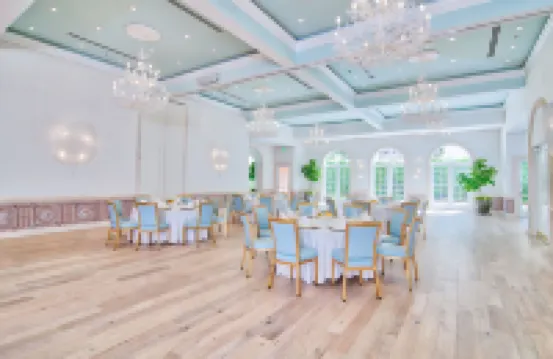 The Colony Hotel