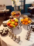 Hostellerie Cèdre & Spa Beaune - breakfast