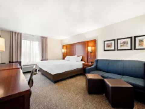 Comfort Inn & Suites Decatur-Forsyth Hotels in Forsyth
