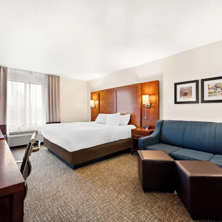 Comfort Inn & Suites Decatur-Forsyth