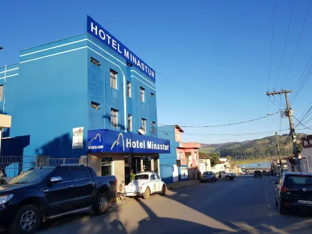 Hotel Minastur Отели рядом с достопримечательностью «Paraiso Perdido»