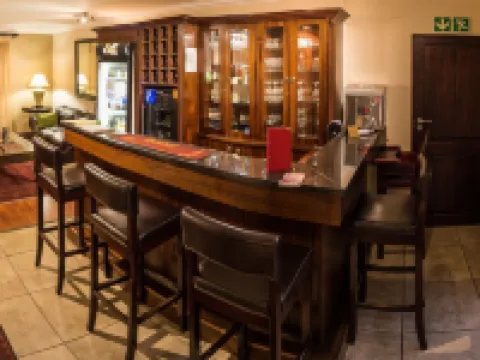 ヴィラ バリ ラグジュアリー ゲスト ハウス ブルームフォンテーンのホテル