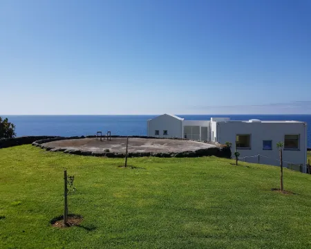 ロフツ アズール パステル オルタのホテル