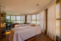 Carmel Charme Resort - Spa