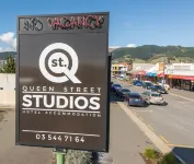 Queen Street Studios - Motel