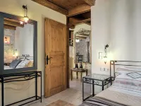 Diamond Suites