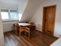 Gästehaus Langhammer Hotels in Adelsdorf