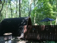 Broomhills Farm River Eco Pods - Pet friendly