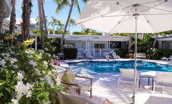 Orchid Key Inn - Adults Only