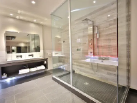Hôtel Ô Laval Hotels in Laval
