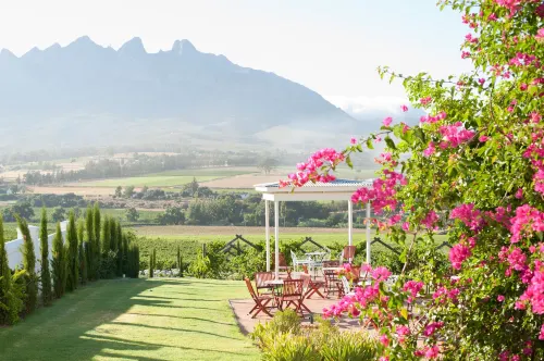 Val du Charron Wine & Leisure Estate Hotels in Wellington