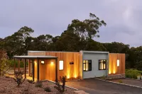 Longview Vineyard - Parking