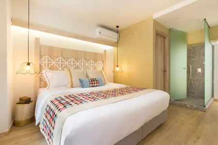 Cressa Suites