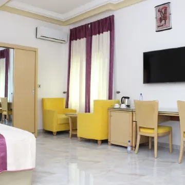 Paradisia Hotel