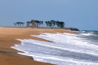 Chariot Beach Resort - Beach