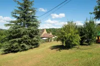 로 고리사도 - 라 페르므 뒤 글란디에 베힌느-드-돔므 호텔