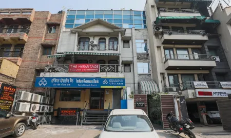 Hermitage by the Cosy Hotels Near Lotus Temple Отели рядом со станцией Moolchand
