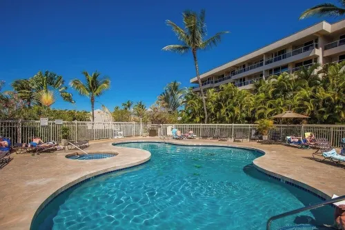 Luxe 1BD Condo w/ Ocean Views @ Maui Banyan Resort