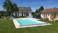 La Vieille Gorce - Chambres d'Hôtes in the Vienne Hotels in Civray