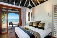 Moorea Beach Lodge Hotels in Haapiti