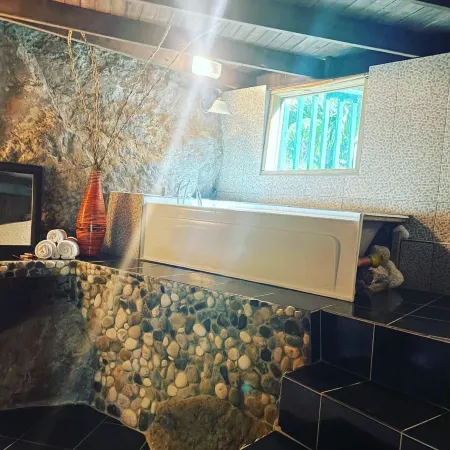 RafJam Bed & Breakfast