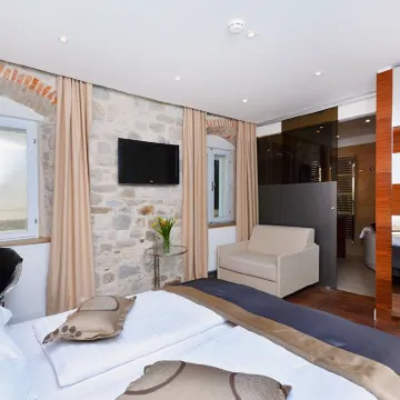 Jupiter Luxury Hotel Hotels near Old Split