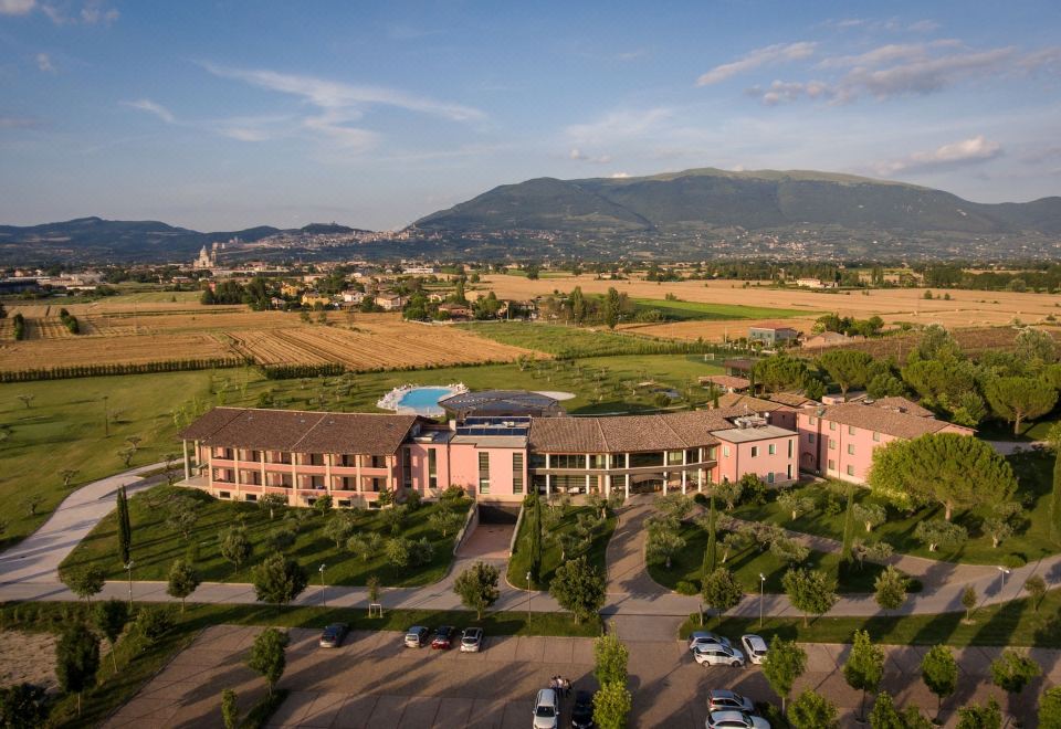hotel overview picture
