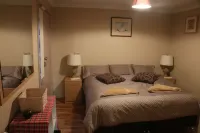 Westside Studio Apartments Hotels near Armidale Art Gallery
