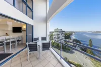 Ramada Resort by Wyndham Golden Beach - Ocean View