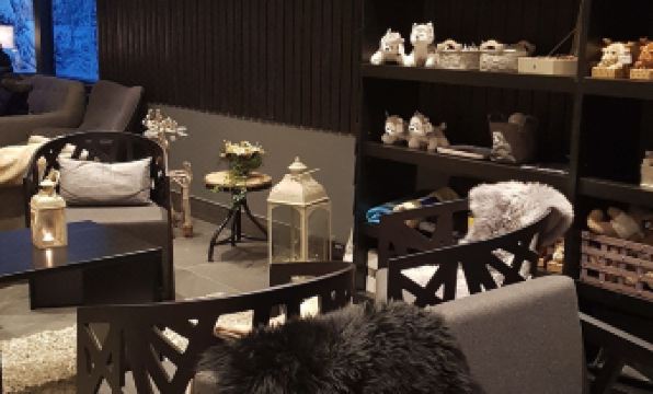 Santa's Igloos Arctic Circle