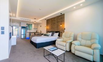 Fiordland Lakeview Motel and Apartments