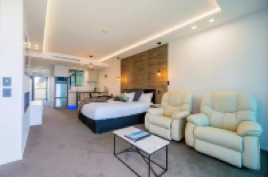 峽灣湖景汽車旅館及公寓