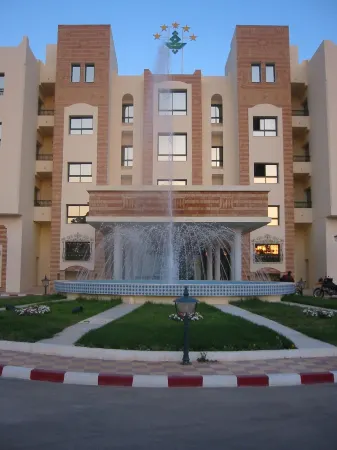 Hotel Gafsa Palace Отели в г. Гафса Норд