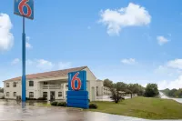 Motel 6 Canton, TX Hotel in zona Yesterland Farm