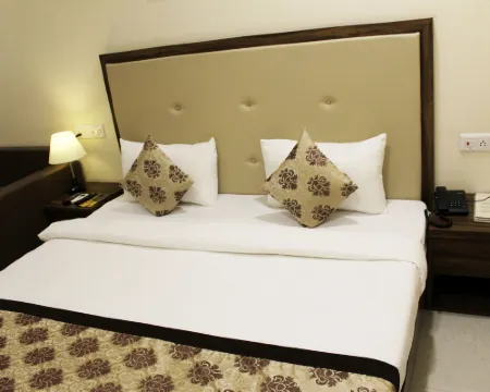 Eco Inn Hotel โรงแรมในจัมนคร