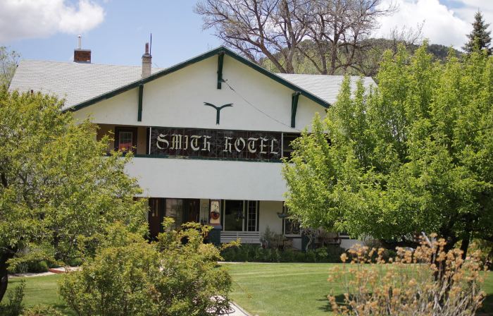 Historic Smith Hotel B&B