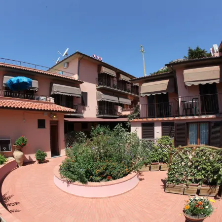 Hotel Lo Scirocco