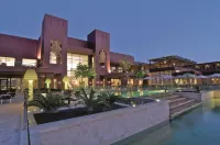 Mövenpick Tala Bay  호텔