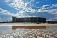 ฮอลิเดย์ อินน์ รีสอร์ต เดย์โทนาบีช โอเชียนฟรอนต์ บาย IHG - ติดทะเล