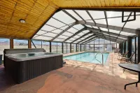 Broken Spur Inn & Steakhouse Hotels in Torrey
