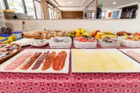 Hotel Canadá - breakfast