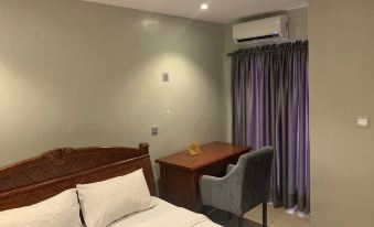 Rm Suites
