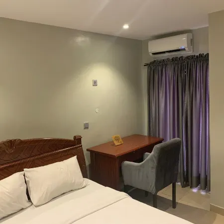 Rm Suites