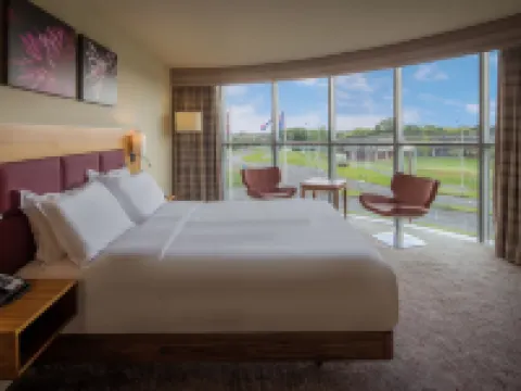 LONDON LUTON VALE HOTEL by IHG ルートンのホテル