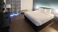 Suites Lawndale, CA – South Bay