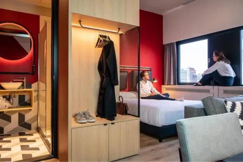 Via Suites - Apartments