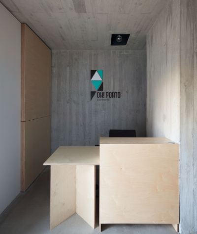 フロントデスク オー ポルト アパートメンツの写真