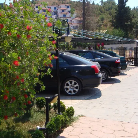 Delphin Rooms Sivota