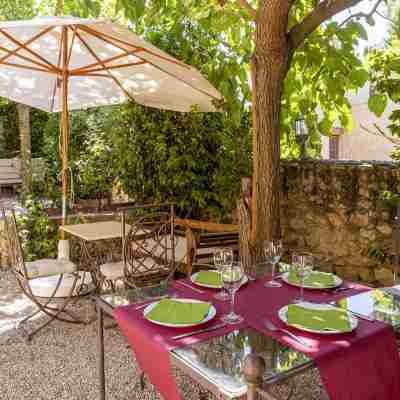 Hotel Rural Mas Fontanelles Hotel Exterior