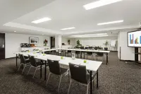 Corporate Living Accommodation Abbotsford Hotel di Kew